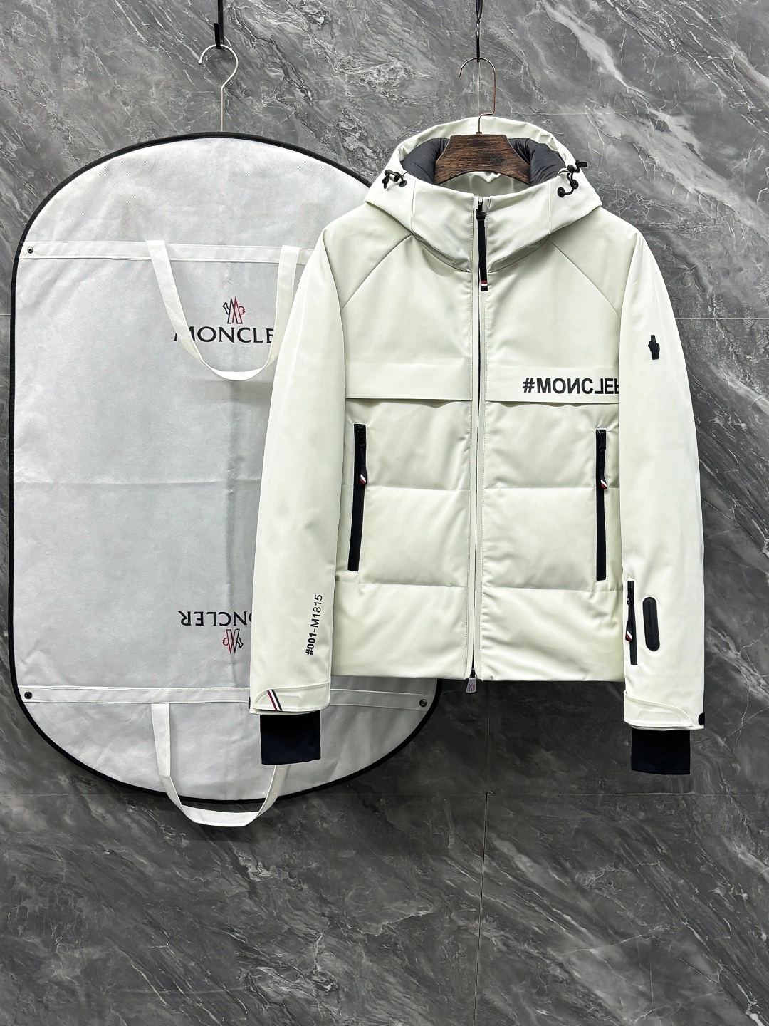 wg.luxury-- 7o9385r Down jacket goose down Gore-tex尼龙纤维面料 2colour item:E-F290J2223-2H